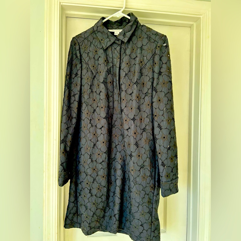 Diane Von Furstenburg, black lace, collared dress.